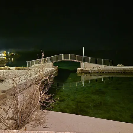 On The Sea Πανσιόν 3*