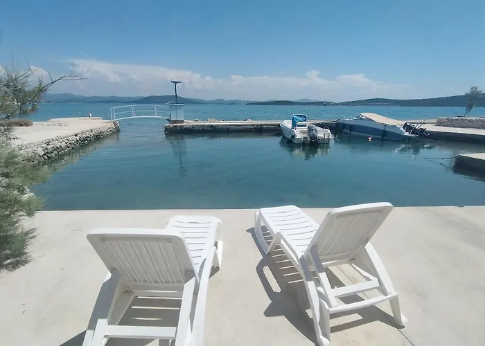On The Sea Guest house Betina (Sibenik-Knin)