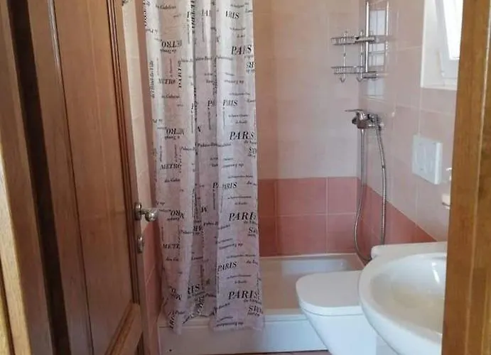 Pensión On The Sea 3*