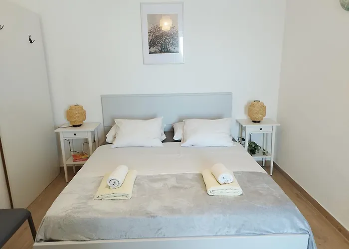 On The Sea Pensión 3*