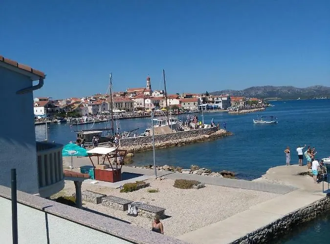 Guest house On The Sea Betina (Sibenik-Knin)