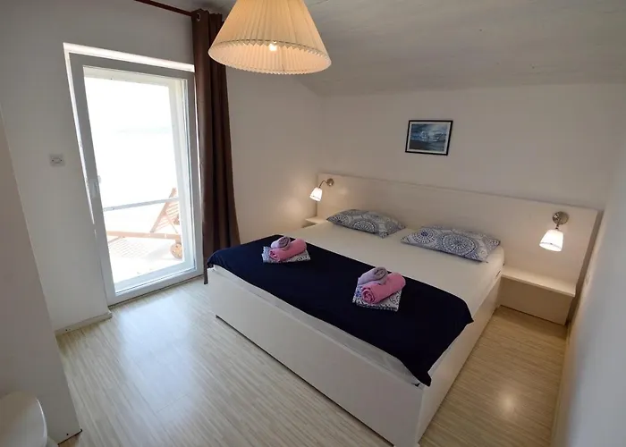 On The Sea 3* Betina (Sibenik-Knin)