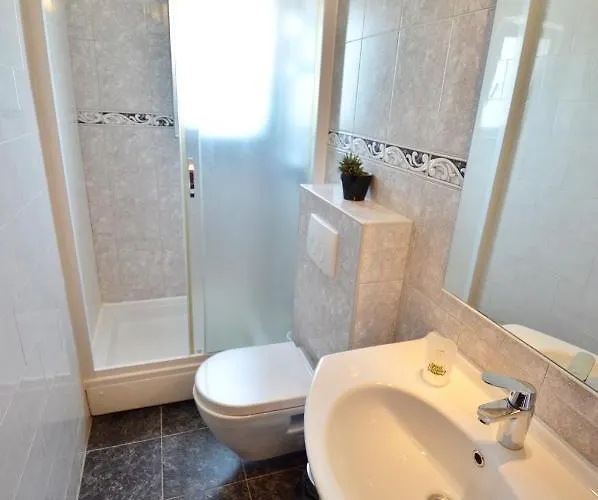 Pensión On The Sea Betina (Sibenik-Knin)